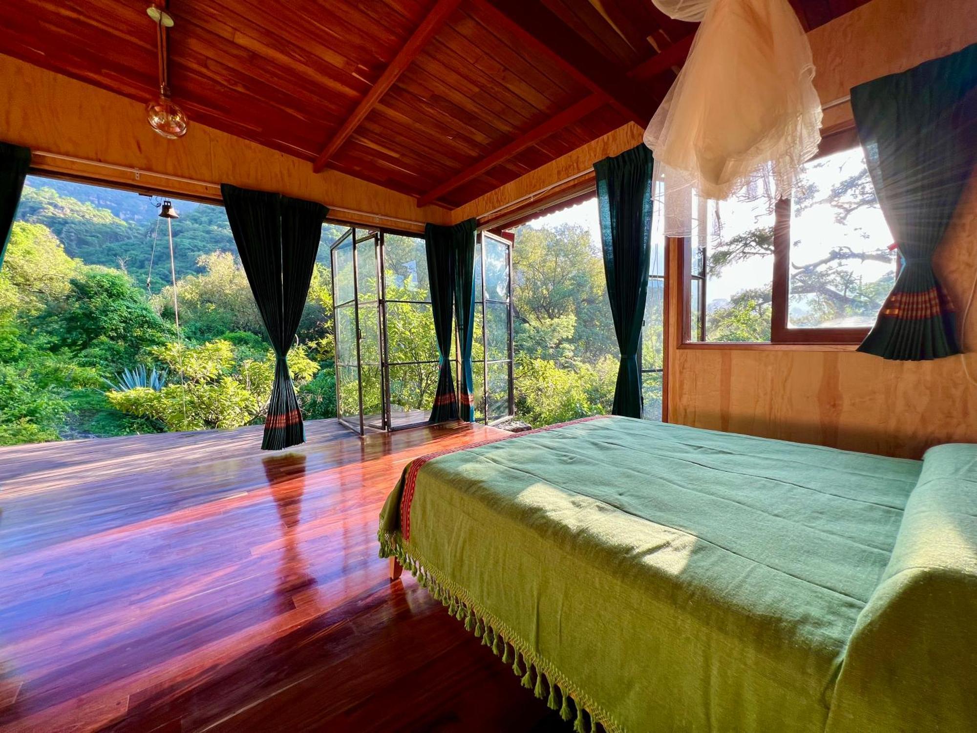 Santuario Ave Fenix Tepoztlán Quarto foto